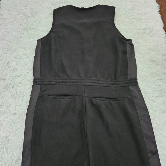 Banana Republic Women's Black Sleeveless Button Up Tie Waist Jumpsuit. Size 14 - Picture 8 of 14
